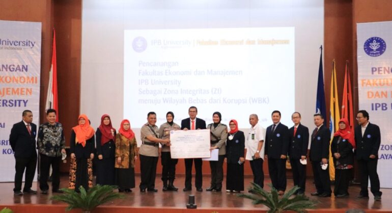 komitemen-fem-mewakili-ipb-university-sebagai-percontohan-dalam-pembangunan-zona-integritas-menuju-wilayah-bebas-korupsi-zi-wbk