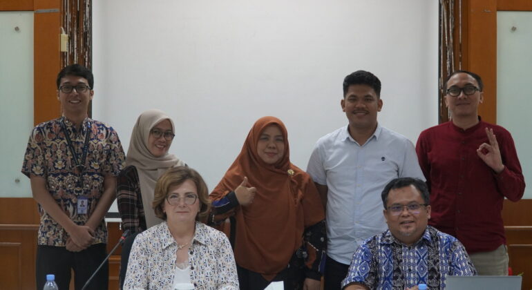 1-Diskusi Potensi Kerjasama ESL dengan Rektor Vytautas Magnus University Lithuania