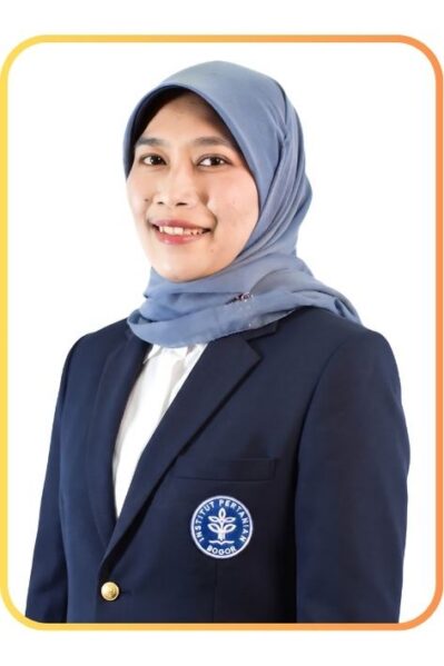 dosen esl_Pini Wijayanti