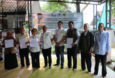 2-Serah Terima Hibah Tahun 2022-2023 PT SMI Desa Rendah Karbon 14 Maret 2023
