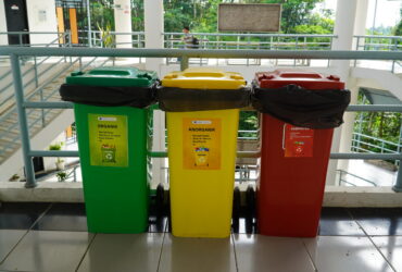 Tempat Sampah Terpilah Lantai 3